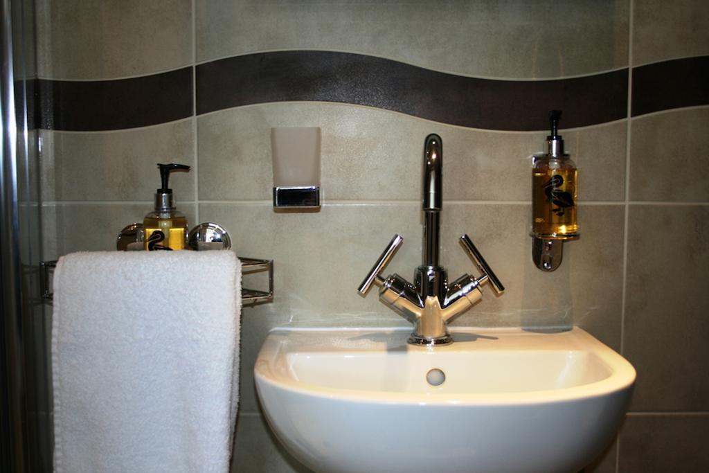 The Lazy Otter Bed & Breakfast Stretham Room photo